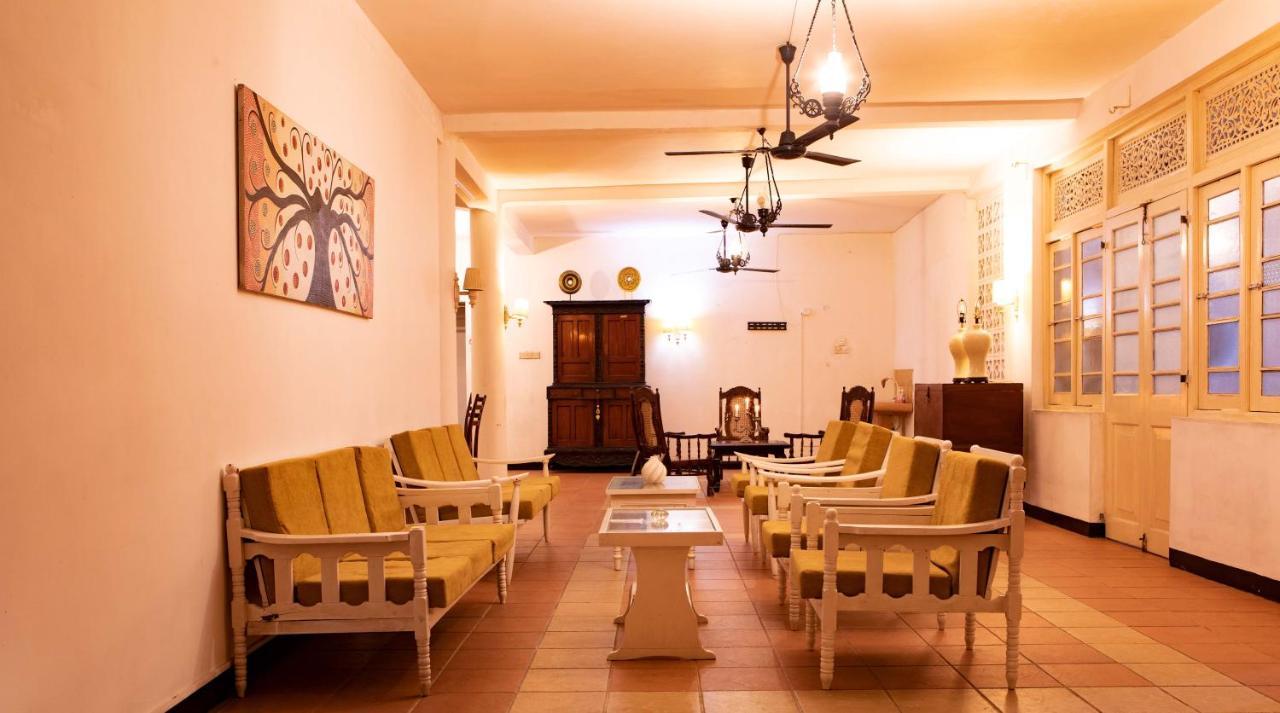 Beverly Villa Dehiwala-Mount Lavinia Exterior photo