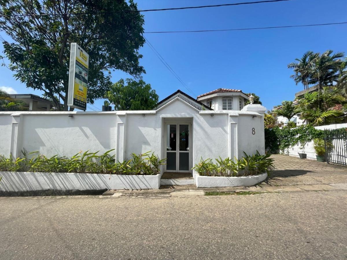 Beverly Villa Dehiwala-Mount Lavinia Exterior photo
